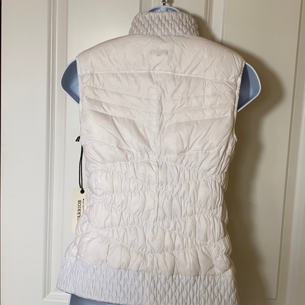 Reversible Vest - Picture 7 of 9